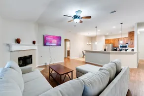 Relaxing Burleson Retreat · Pool Table & Space&5TV - Image 5