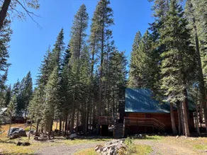 Hike, Bike, Climb! 3BR Cabin Basecamp on Large Lot - Image 3