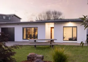 Poolhouse - Image 2