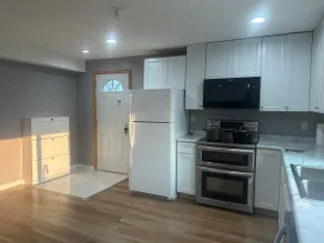 Cute 2 Bedroom Apartment in Maplewood, Minnesota - Image 5