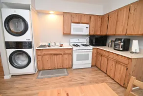 Pet Friendly Cozy No-Frills 2 Bed Condo! - Image 3