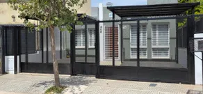 House with heated pool, grill and pet-friendly - Image 3