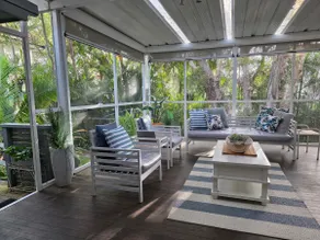 CHILL-OUT BEACH HOUSE - One Mile Beach - Image 3