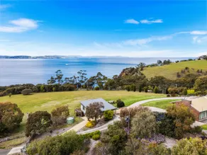 Tranquil Getaway in Tinderbox - Image 4