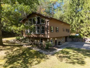 Sleeps 10, 3BR-5Bed, Seven Springs, Pool, Hot Tub - Image 3