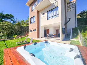 Lux 49 - Teresópolis mountain view + jacuzzi - Image 4