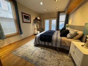 Avondale Creative Loft | King Bed•Games•Parking - Image 3