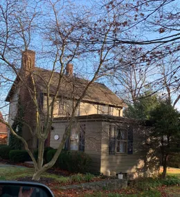 Delightful Historic Home, Sought After Essex, Cozy - Image 3