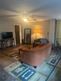 Quaint 2 bedroom, safe, on a beautiful lot. - Image 2
