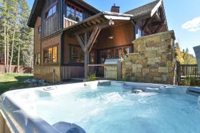 Alpine Mountain Lodge - Luxury Home w/ Hot Tub - Image 5