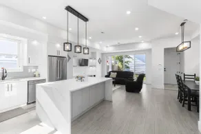 Luxe 5BR Home in White Rock • Sleeps 10 - Image 2