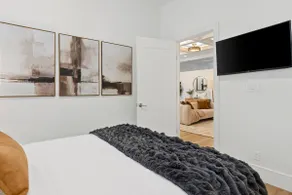 4BR/4BA | Parking + Chef’s Kitchen | Near BU/BC - Image 5