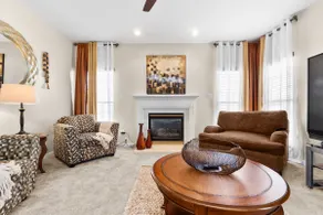 Royal Retreat Luxurious House with 4 King Beds - Image 4