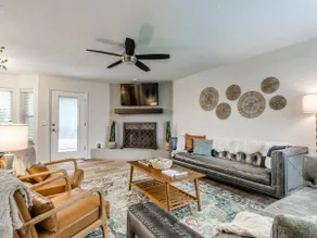 The Waters Edge - Calm Retreat w/ Pool, Sleeps 13 - Image 4