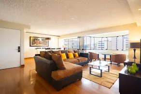 Prime Oceanfront Apt - Larcomar - Image 2