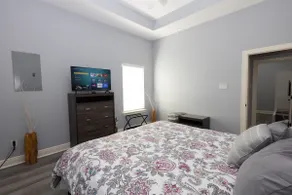 Family-Friendly Coastal Retreat - Image 5
