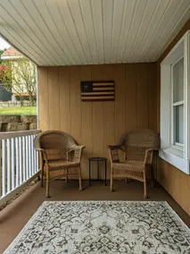 Private Parking & Nature View - Image 3