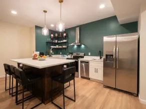 Minutes to LakePoint Sports•3BR BSMT•Sleeps 10 - Image 4