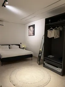 Hotel suite with private courtyard and a separate, wonderful location in the heart of Al-Hizam - Image 2