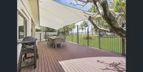 Beachfront in Kurrimine! - Image 2