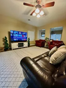 Top Rated Cozy Home + Swimming Pool + Fast WiFi - Image 3