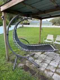 House of 4 King Bedrooms and large fenced yard - Image 3