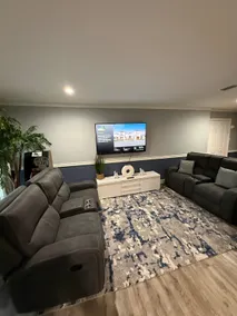 House of 4 King Bedrooms and large fenced yard - Image 2