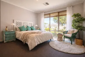 Spacious Family Coastal Escape•Fire Pit•Surf Beach - Image 5