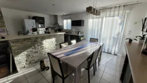 Family home in the heart of Touraine. - Image 2