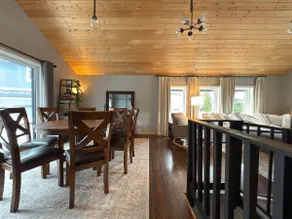 Alpine Retreat|Fireplace, Forest Views&Cozy Charm - Image 5