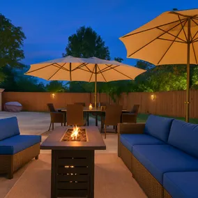 Private HotTub Retreat|Near Uptown|Backyard Oasis - Image 3