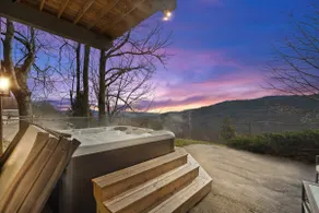 Sky Haven: Hot Tub, Hawksnest, Mtn. Views! - Image 3