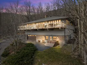 Seven Devils Sky Haven: Hot Tub, Hawksnest, Views! - Image 2