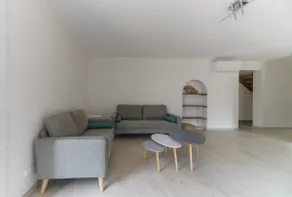 Large duplex apartment, designer and air-conditioned - Image 2