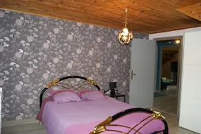 Peaceful and comfortable place to stay - Image 3