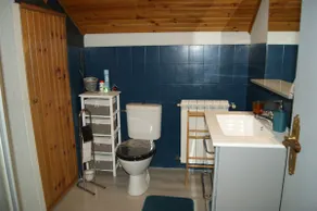 Peaceful and comfortable place to stay - Image 5