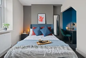 Spacious 5‑Bed House in Pontypridd CF37, Sleeps 10 - Image 3