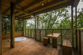 Treehouse overlooking the Ría - Image 5