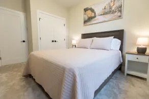 Bright New 2BR suite | Private, Modern, Close - Image 4