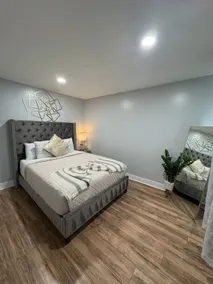 Golden Glow 1 bedroom apartment - Image 2