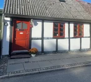 Townhouse in the middle of Nysted town. Hygge, forest, sea and tranquility - Image 2