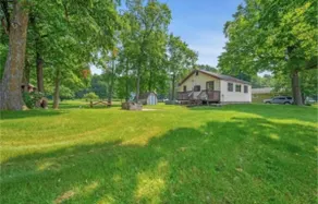 The Reel Deal- A cozy lakeside cabin for 7 - Image 3
