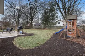 True: *NEW* Spacious 5BR-2BT! Fully Fenced Yard! - Image 4