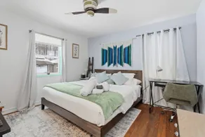 LakeView Getaway Pet Friendly-Hot Tub & Game Room - Image 3