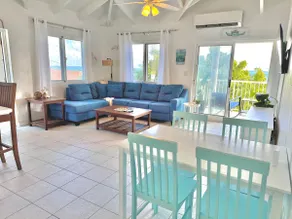 Green Cay - Walk to the Beach - King Bed - AC - Image 2