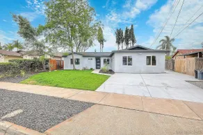Modern Stay in the Heart of El Cajon - Image 4