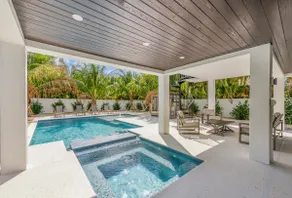New 8/8 bathroom beach house! Heated pool and spa! - Image 4