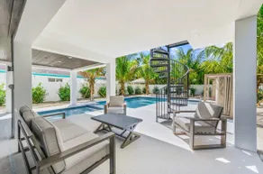 New 8/8 bathroom beach house! Heated pool and spa! - Image 5