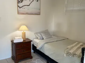 2 bed Inner-City Retreat in Kangaroo Point - Image 3