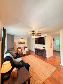 Cozy Glen Rock Cabin w Coffee Bar Near Park - Image 2